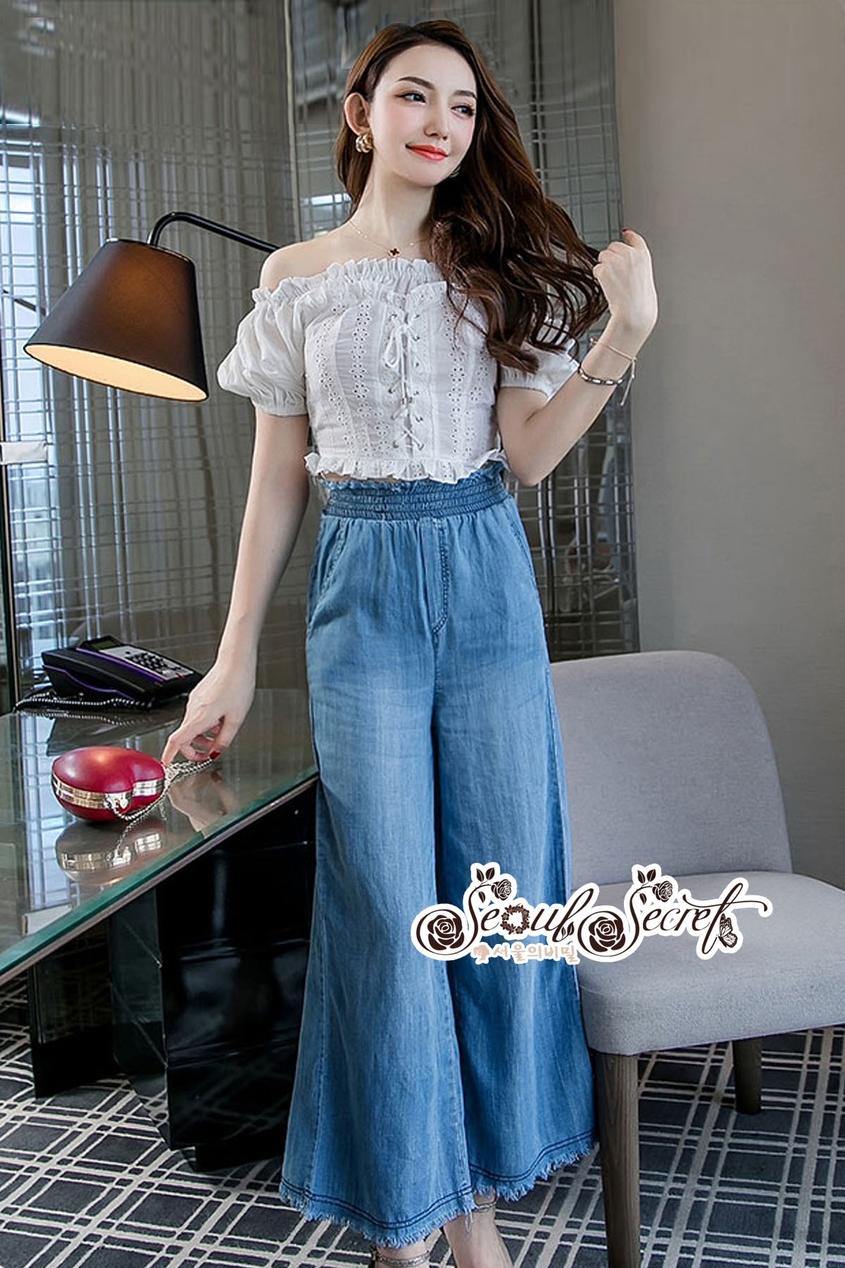 เซททรงสม็อกเปิดไหล่คะ แขนตุ๊กตาพองๆน่ารัก