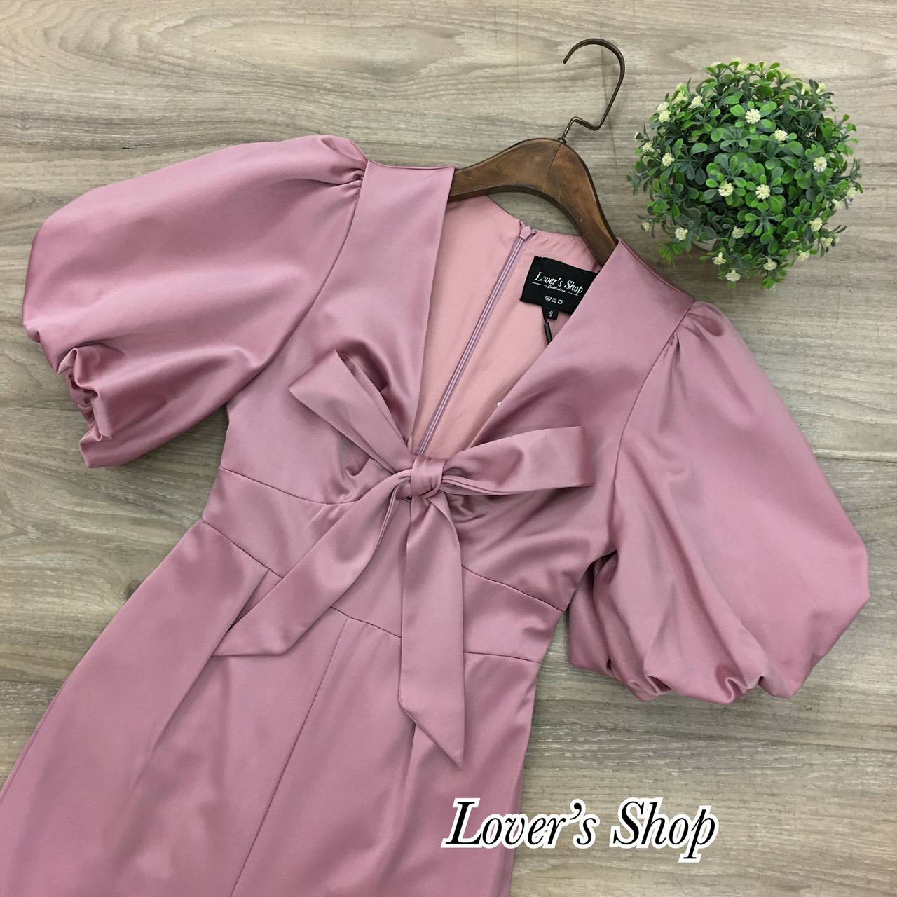 จั้มสูทกางเกงขายาว