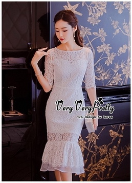 งานสวยทรงเข้ารูป คอกลม แขนยาวศอก
