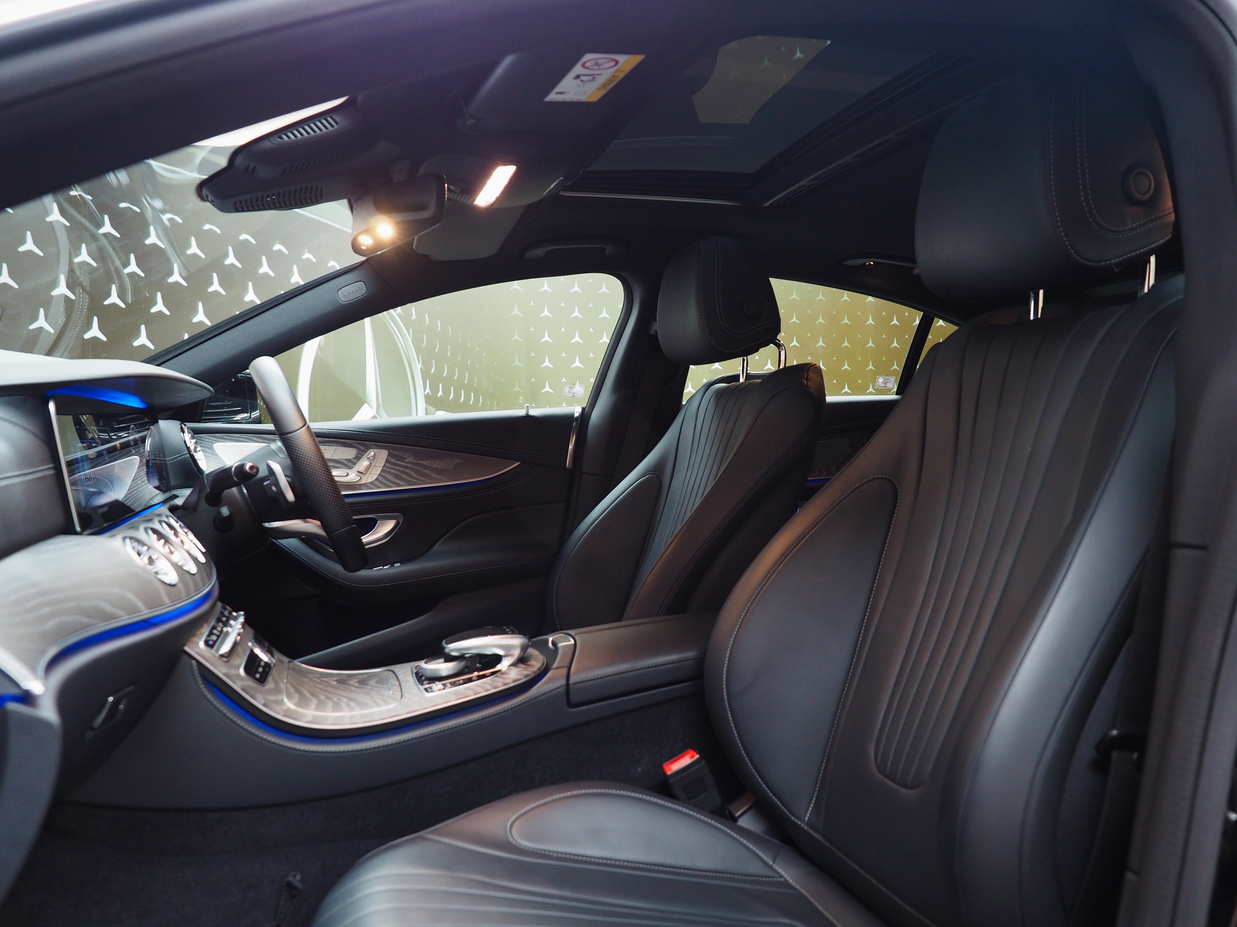 จองแล้ว CLS300d AMG Premium W257