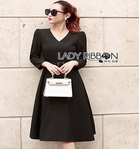 Chic Black Crepe Lady Ribbon Dress