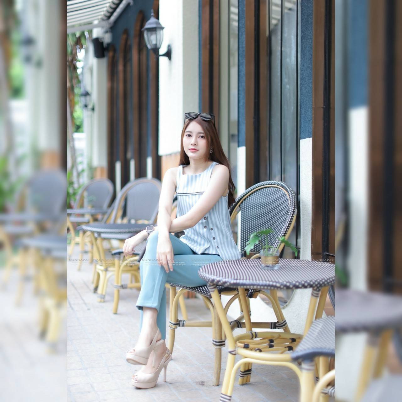 เสื้อเป็นซิปข้างกางเกงทรงสวย