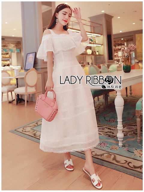 เดรสยาวเปิดใหล่ผ้าคอตอนสีขาว