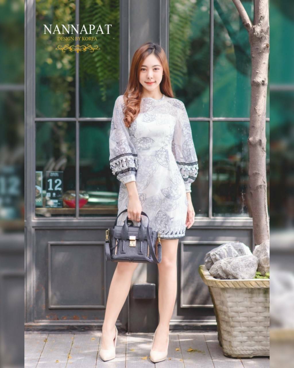 ชุดเดรสมีซับในทั้งชุดซิปหลัง