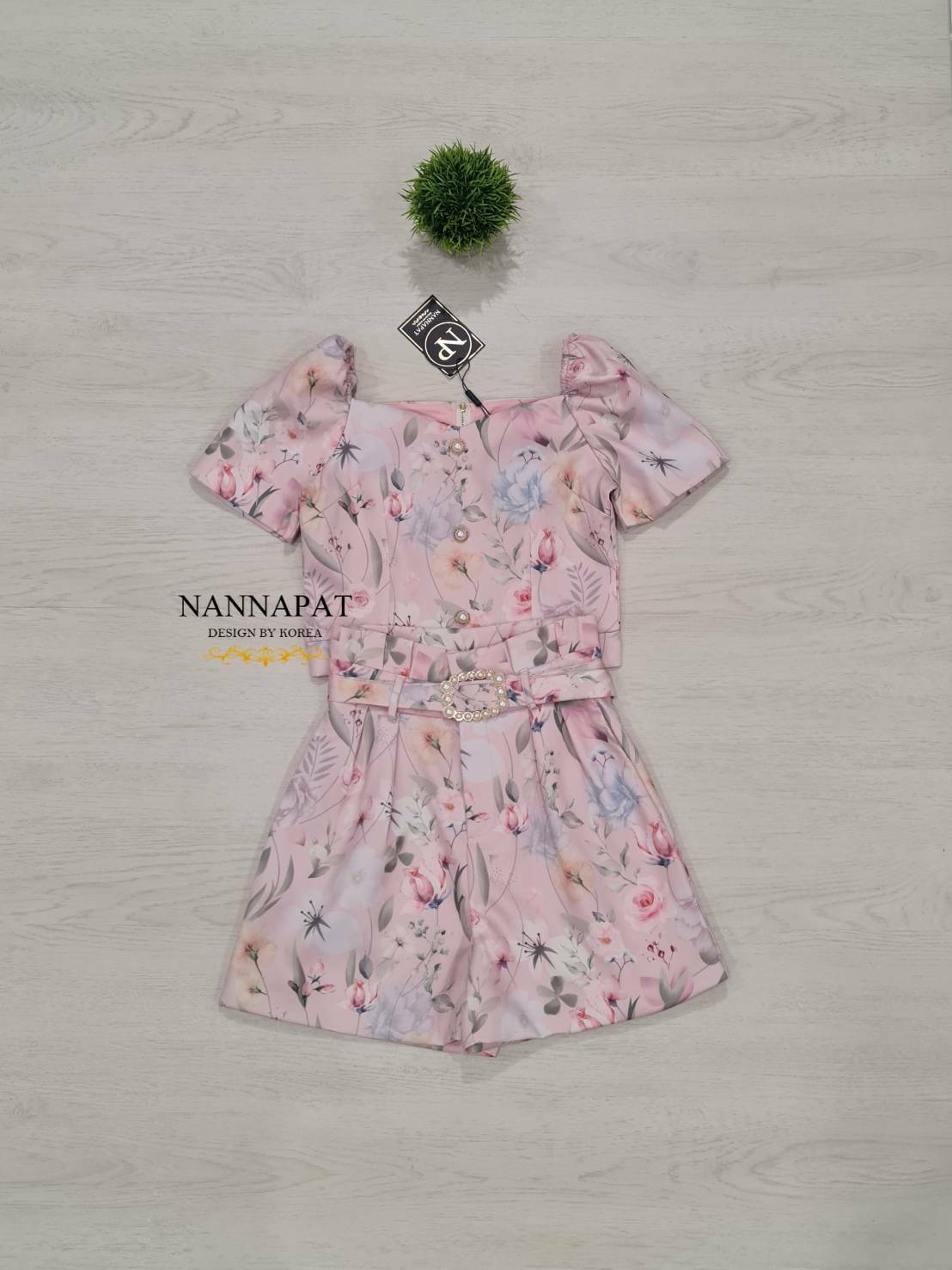 เสื้อซิปหลัง มีฟองน้ำอก