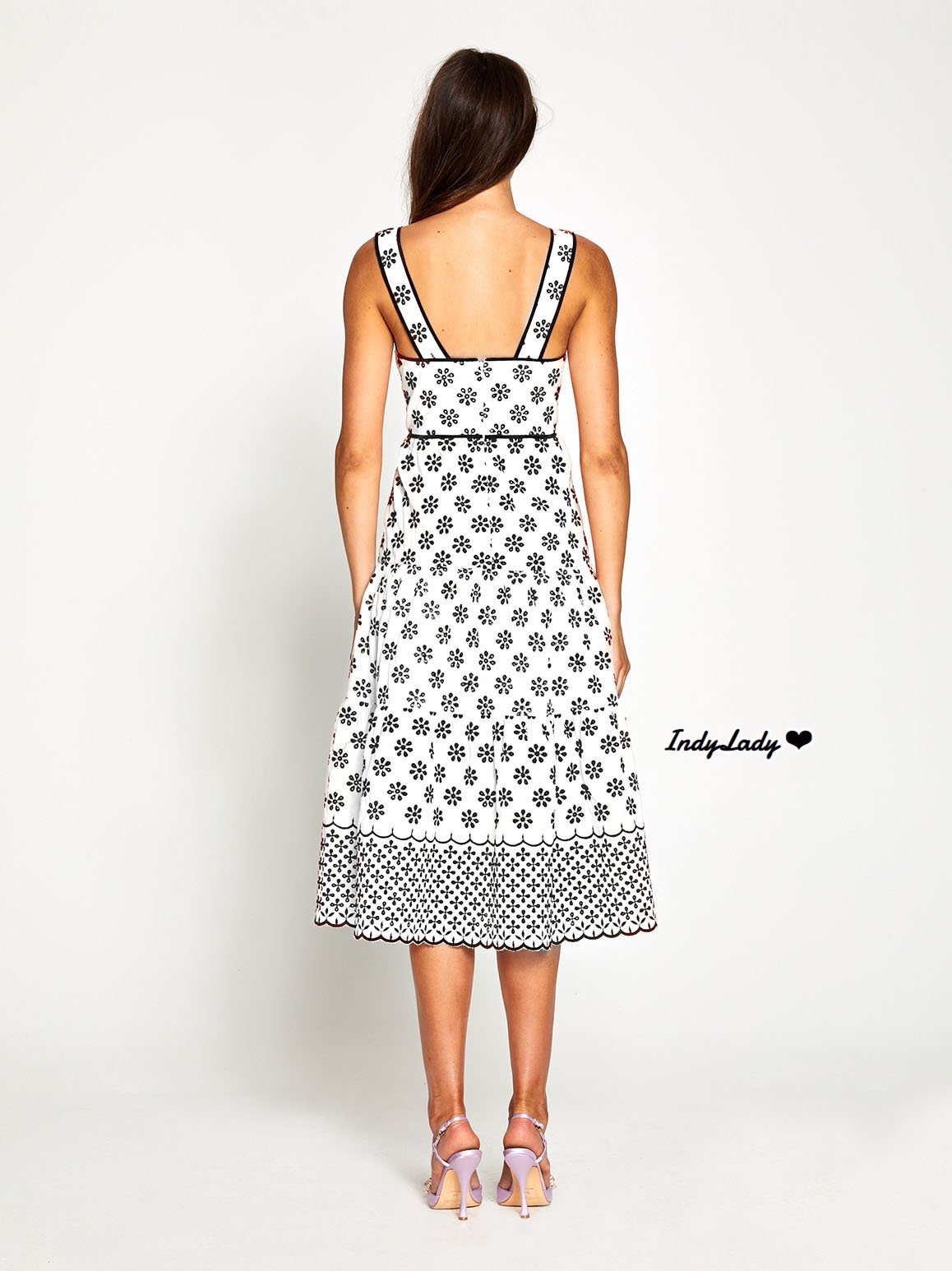 Maxi dress ตัวเดรสสายเดี่ยวทรงสวย