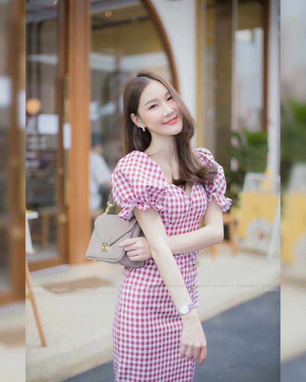 เดรส งานซิปหลัง