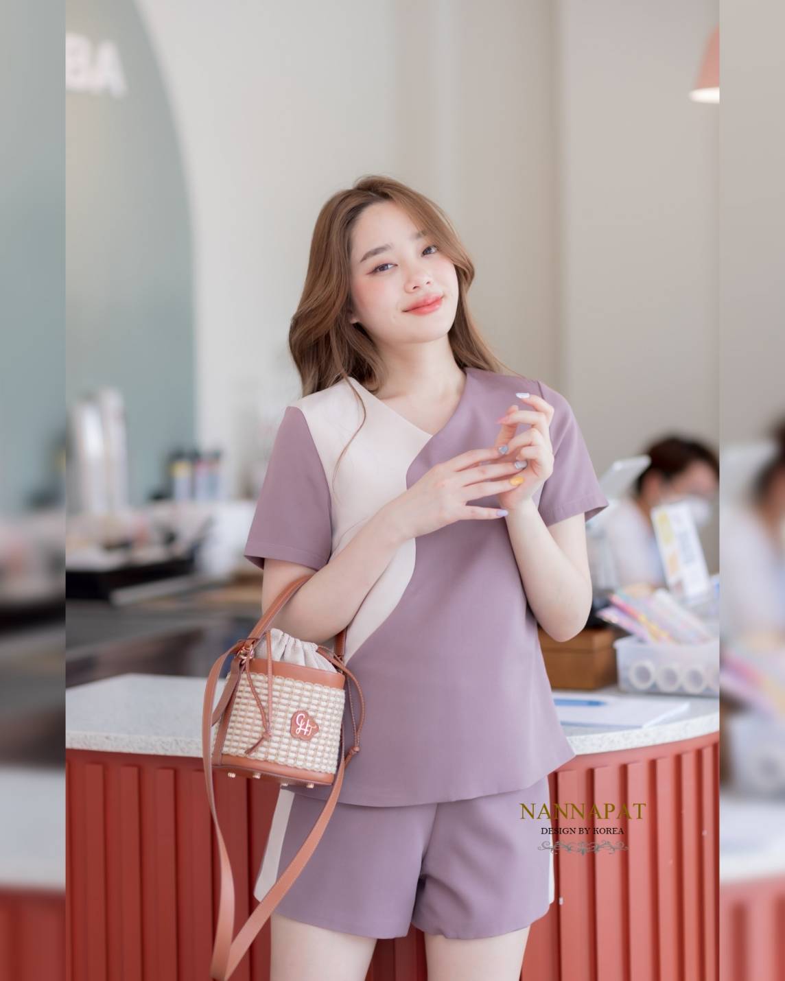 เสื้อทูโทน ซิปหลัง กางเกงขาสั้น