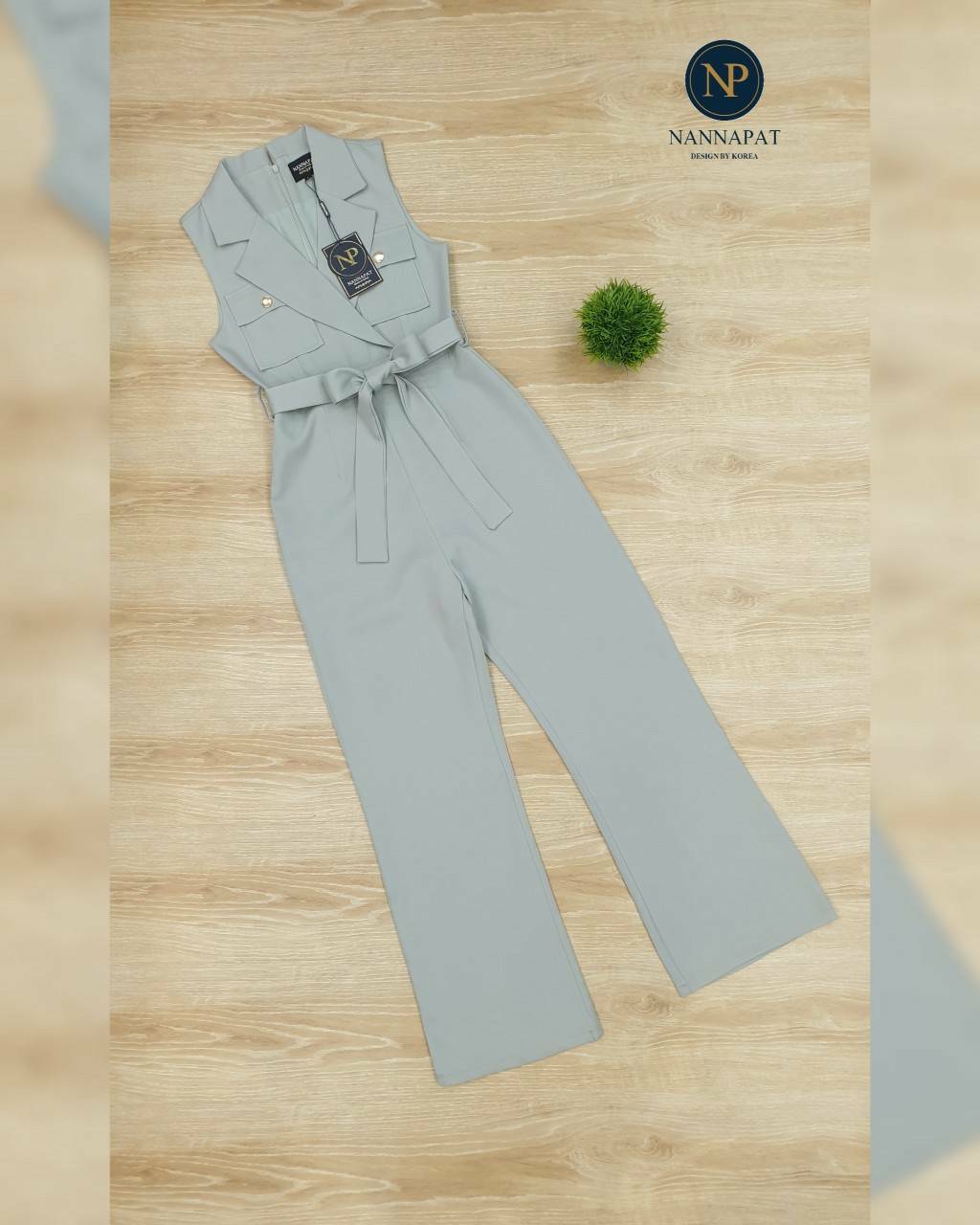 จั้มสูทซิปหลัง