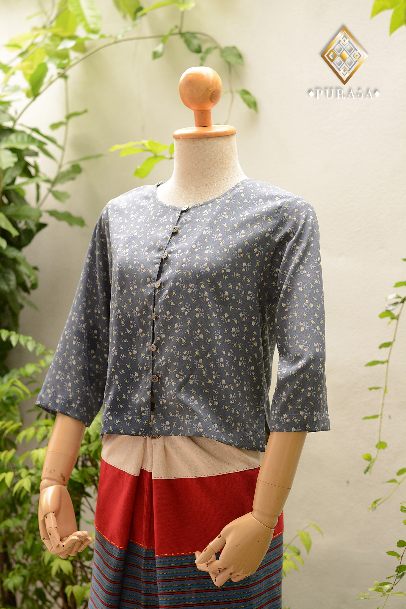 เสื้อลายดอก