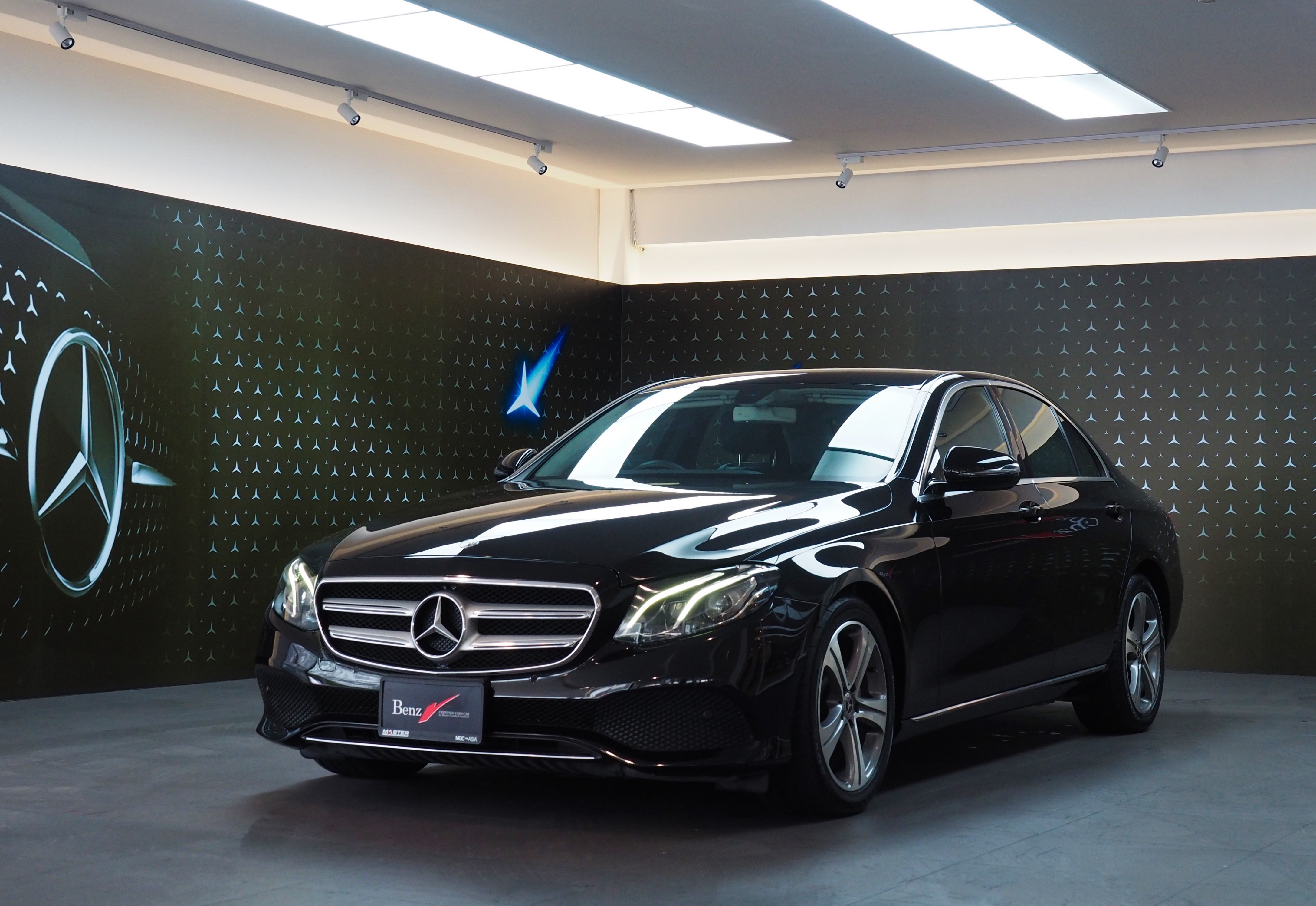 จองแล้ว E220d Sport W213
