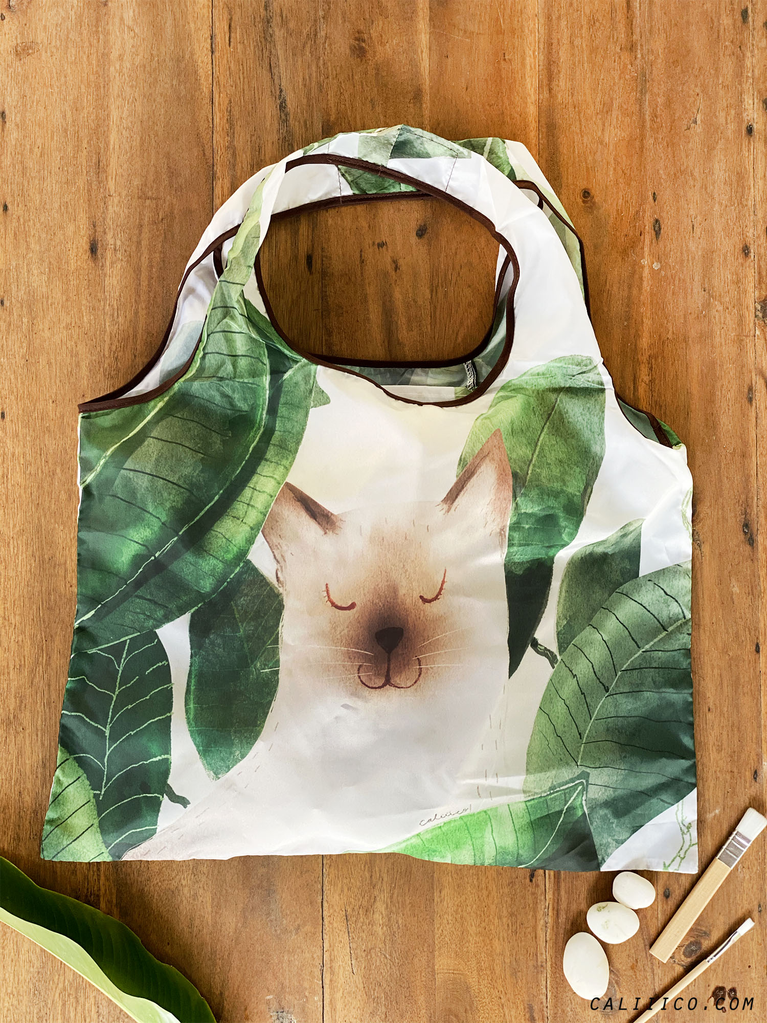 กระเป๋าพับเก็บได้ ลายแมวใบไม้ Foldable shopping bag