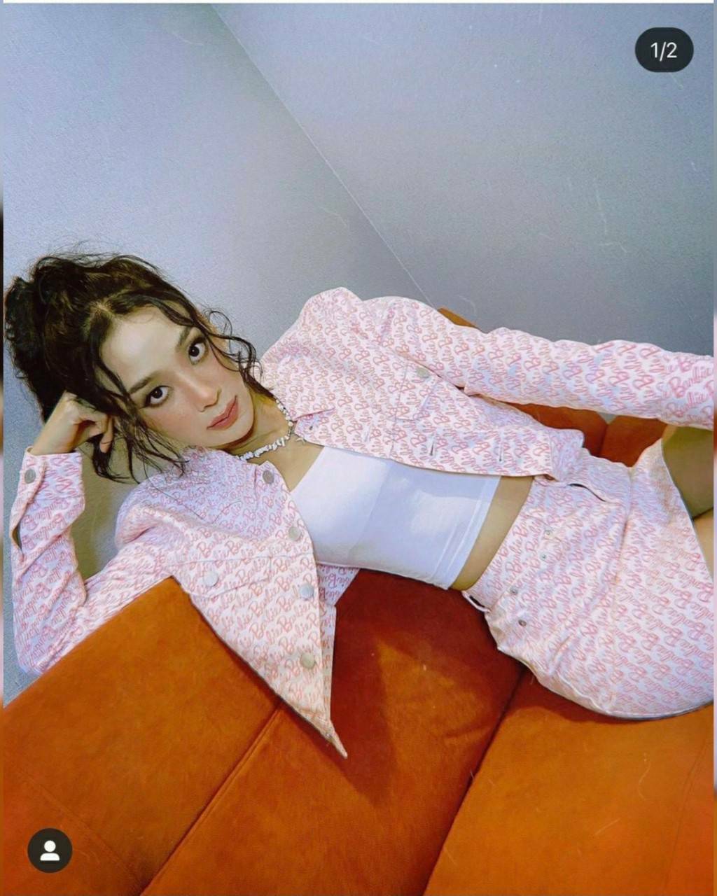 เสื้อกระดุมหน้ากระโปรงซิปหน้า