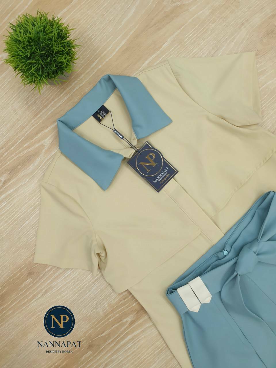 เสื้อคอปก กระดุมหน้า