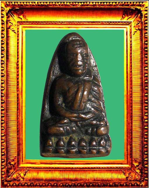 พระหลวงปู่ทวดเตารีดเล็ก องค์ที่ 4