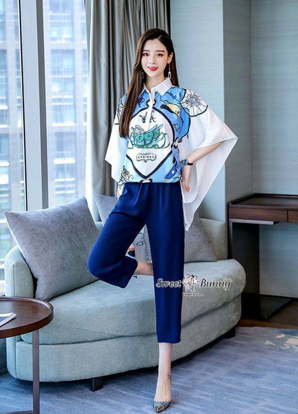 เสื้อทรงเชิ้ตแบบสวมหัว ติดกระดุมที่หน้าอก
