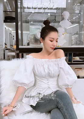 เสื้อเปิดไหล่เกาหลีผ้าเนื้อดีหนานุ่มมี
