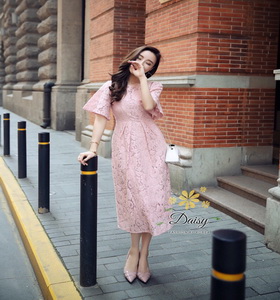 เสื้อผ้าลูกไม้กระโปงแฟชั่นเกาหลีสีชมพู