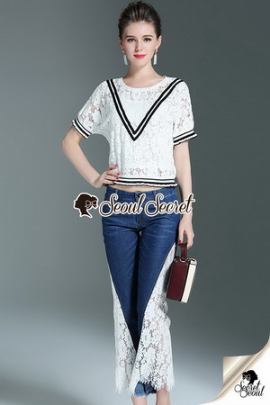 เสื้อสีขาว+กางเกงสียีนส์
