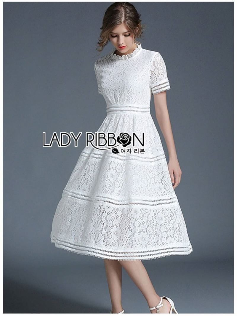 White Lace Dress เดรสผ้าลูกไม้สีขาวตัดต่อเลเยอร์ลายทาง