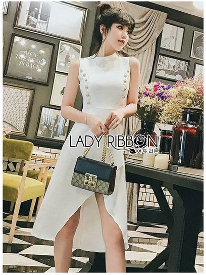 White Dress เดรสแขนกุดสีขาวตกแต่งกระดุมทอง