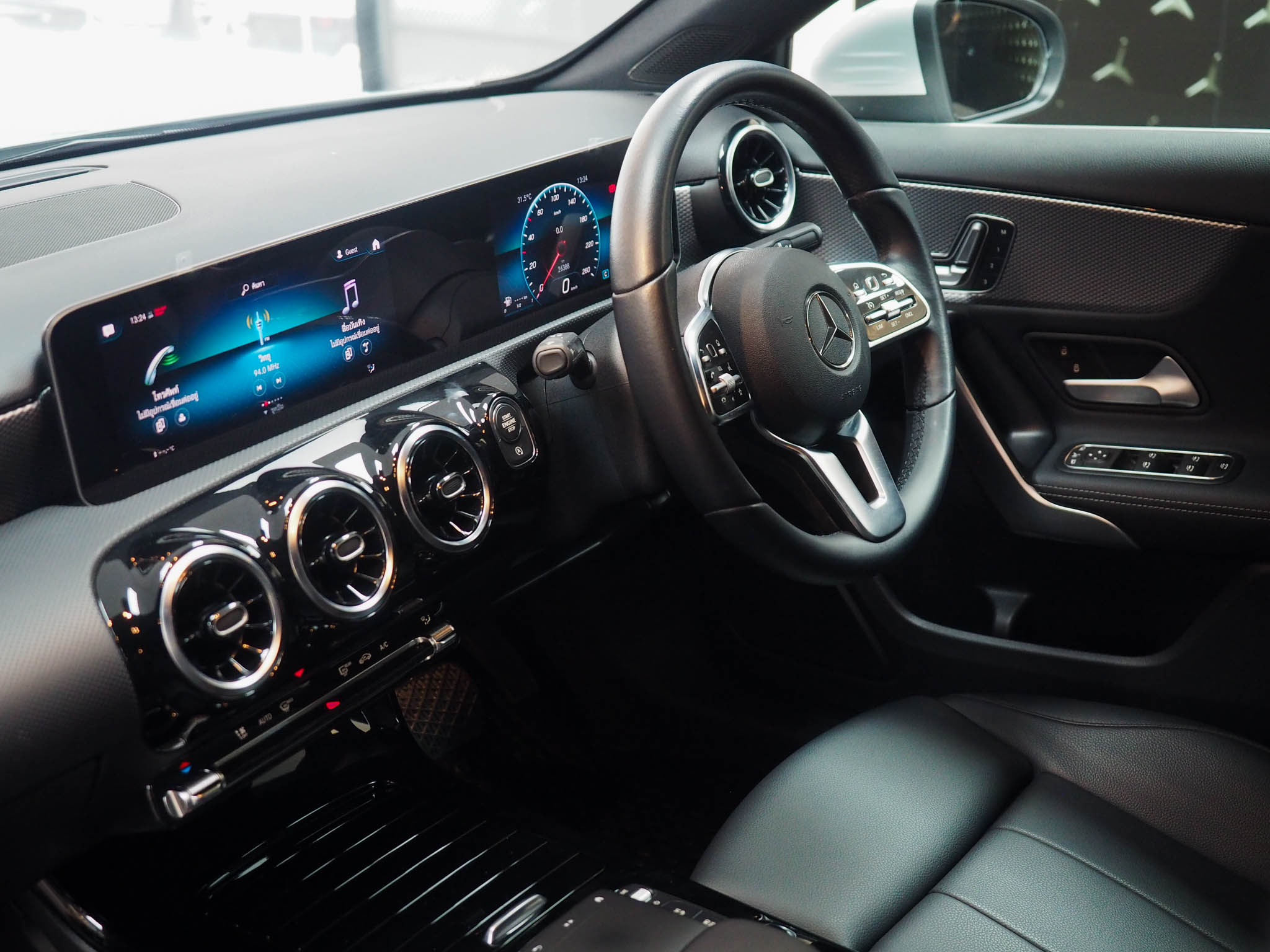 จองแล้ว A200 Progressive W177