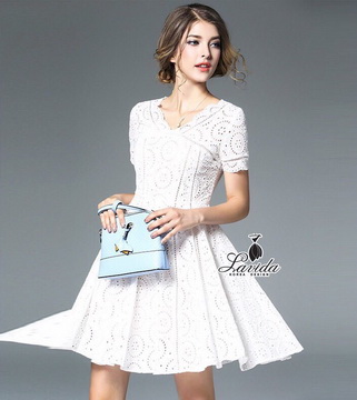 Lady Ribbon Online ขายส่งเสื้อผ้าออนไลน์ ของแท้ พร้อมส่ง LV07140716 🍭Korea Design By Lavida natalie elegant white floral lace beautiful dress
