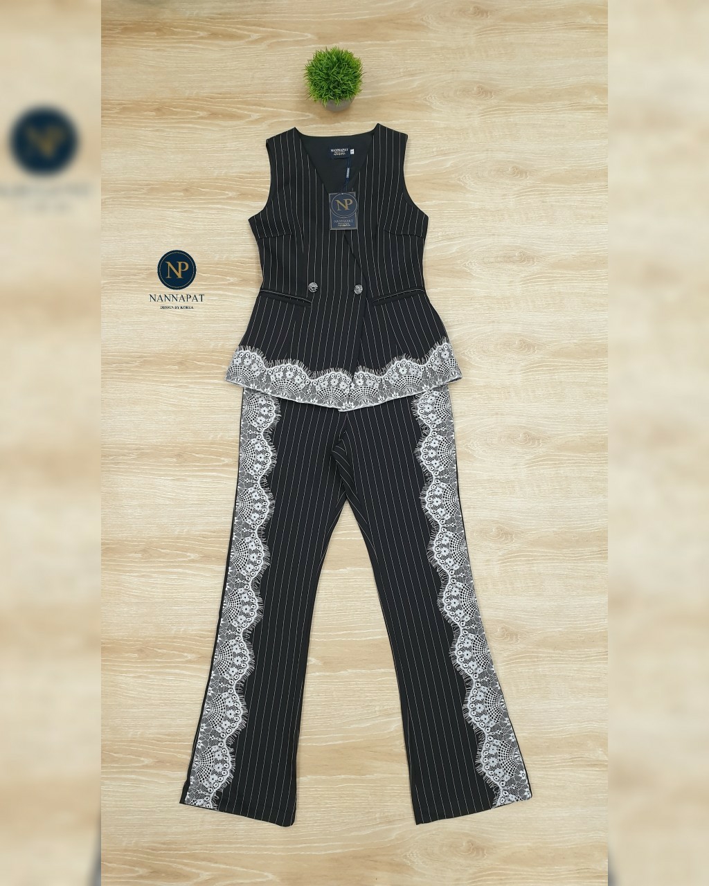 ผ้าลูกไม้เสื้อกระดุมหน้ามีซับใน