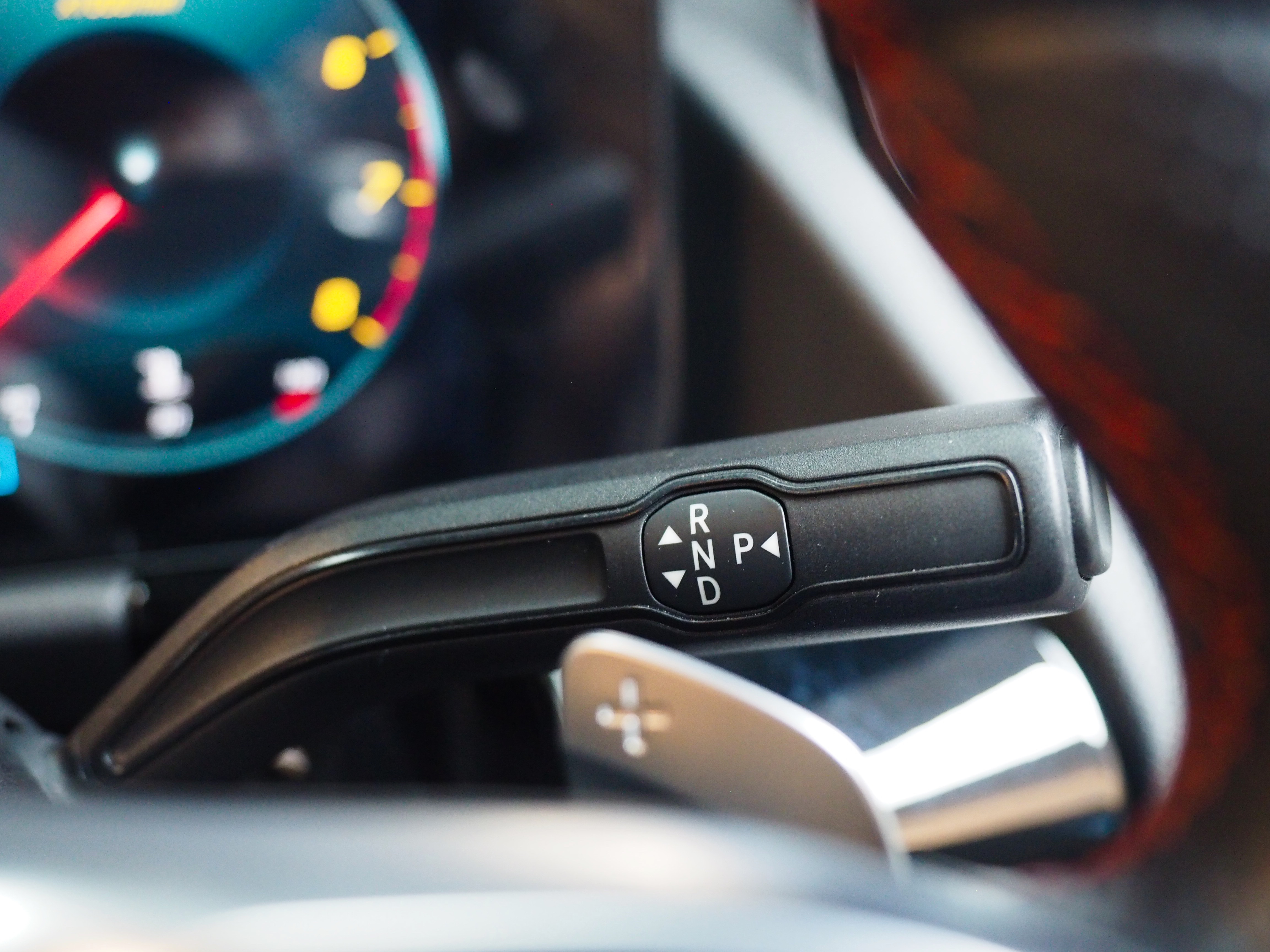 จองแล้ว GLA200 AMG Dynamic W247