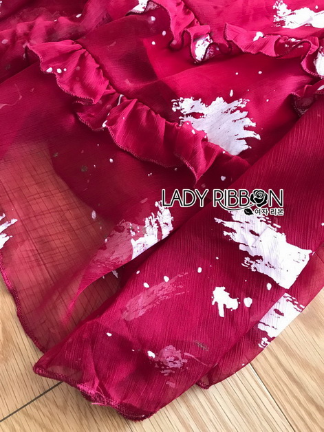 เดรสยาวผ้าชีฟองสีแดงพิมพ์ลายตกแต่งระบาย