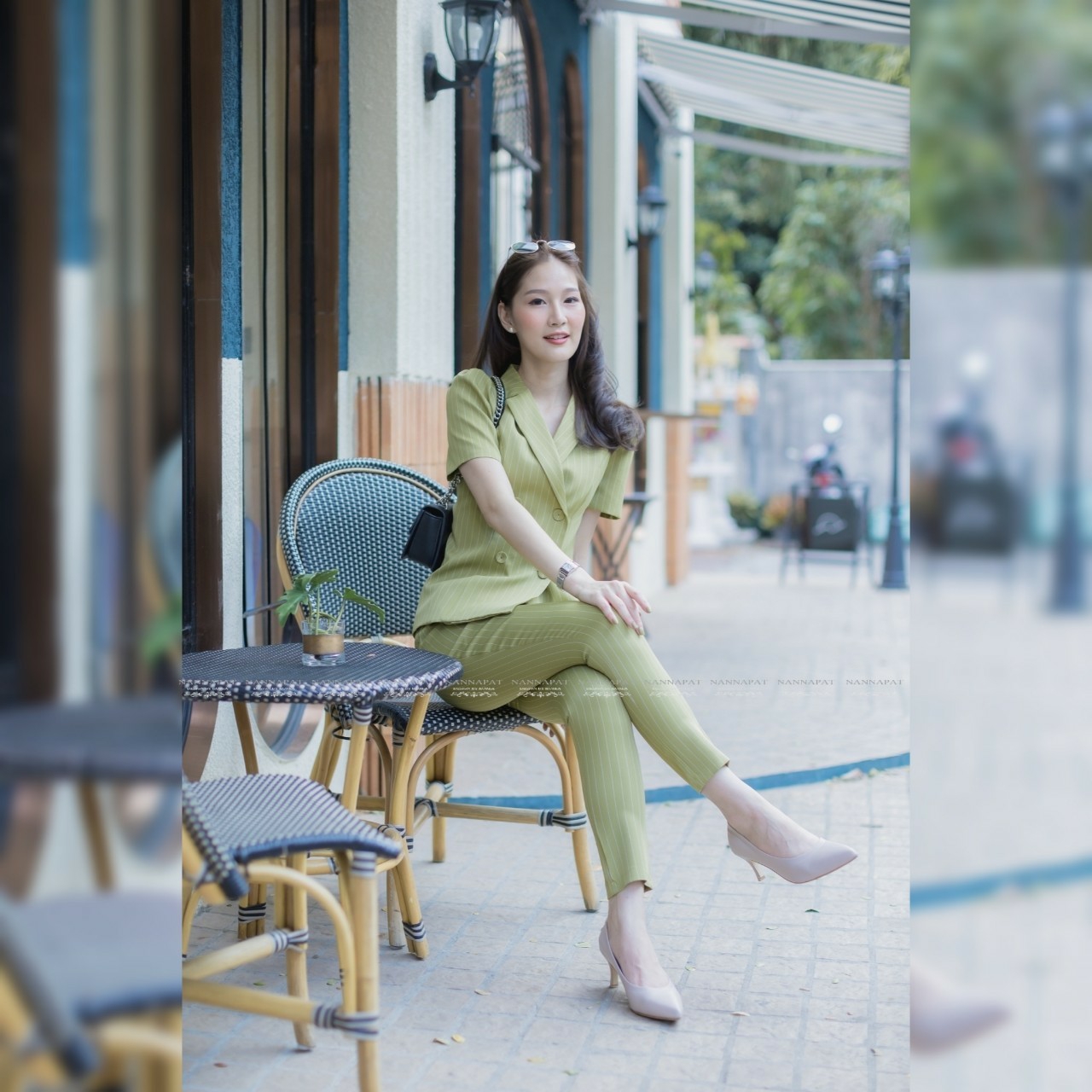 เสื้อกระดุมหน้า กางเกงมีกระเป๋าข้าง