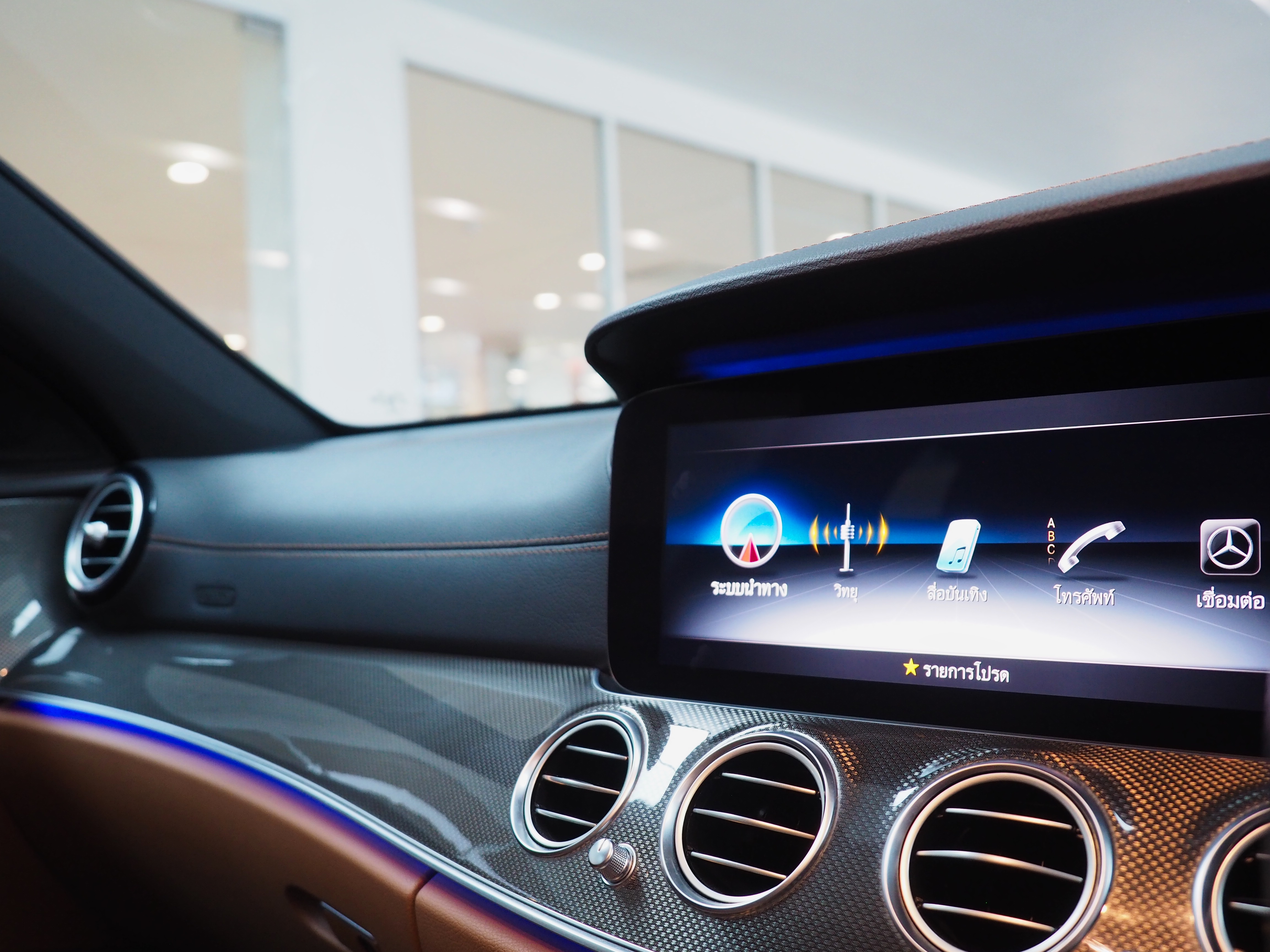 จองแล้ว E350e AMG Plug in Hybrid W213