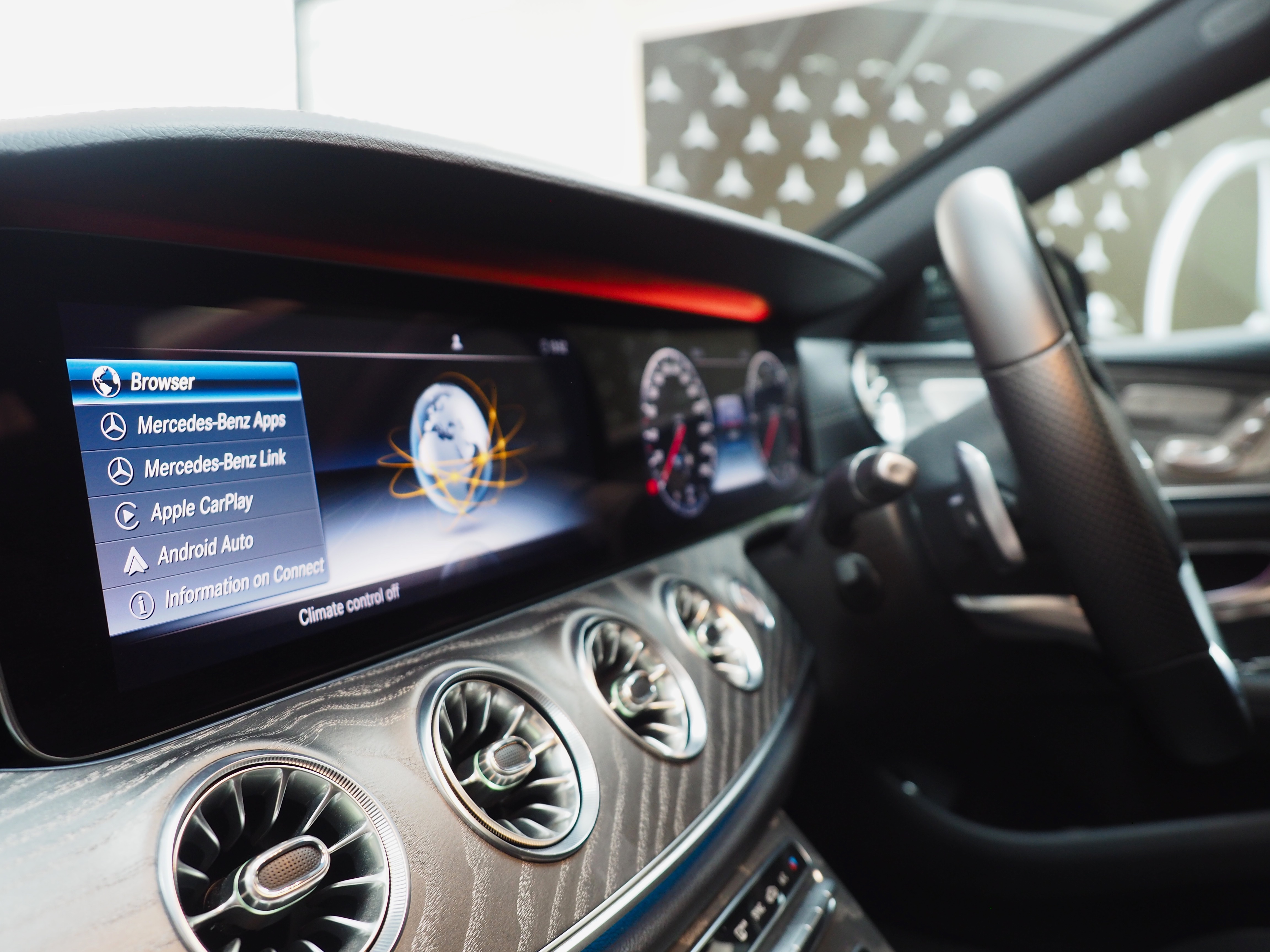 จองแล้ว CLS300d AMG Premium W257