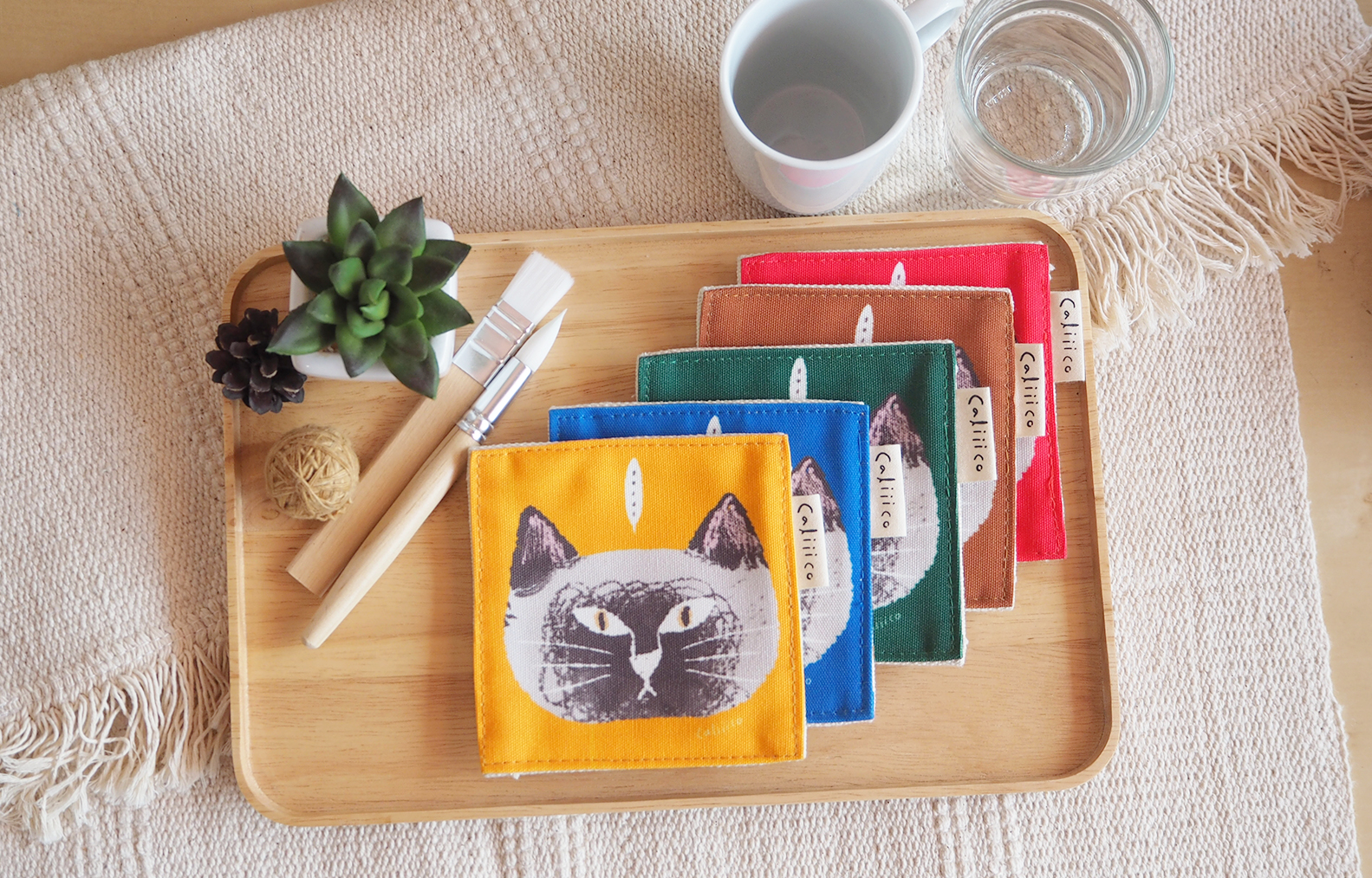 ที่รองแก้ว ลายแมวสยามแคทเซต 5 ชิ้นคละสี Coaster canvas with siam cat print set 5 Pcs.
