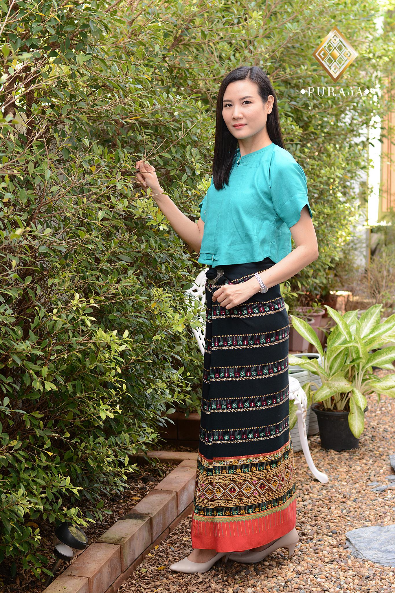 ผ้าซิ่นตีนจก