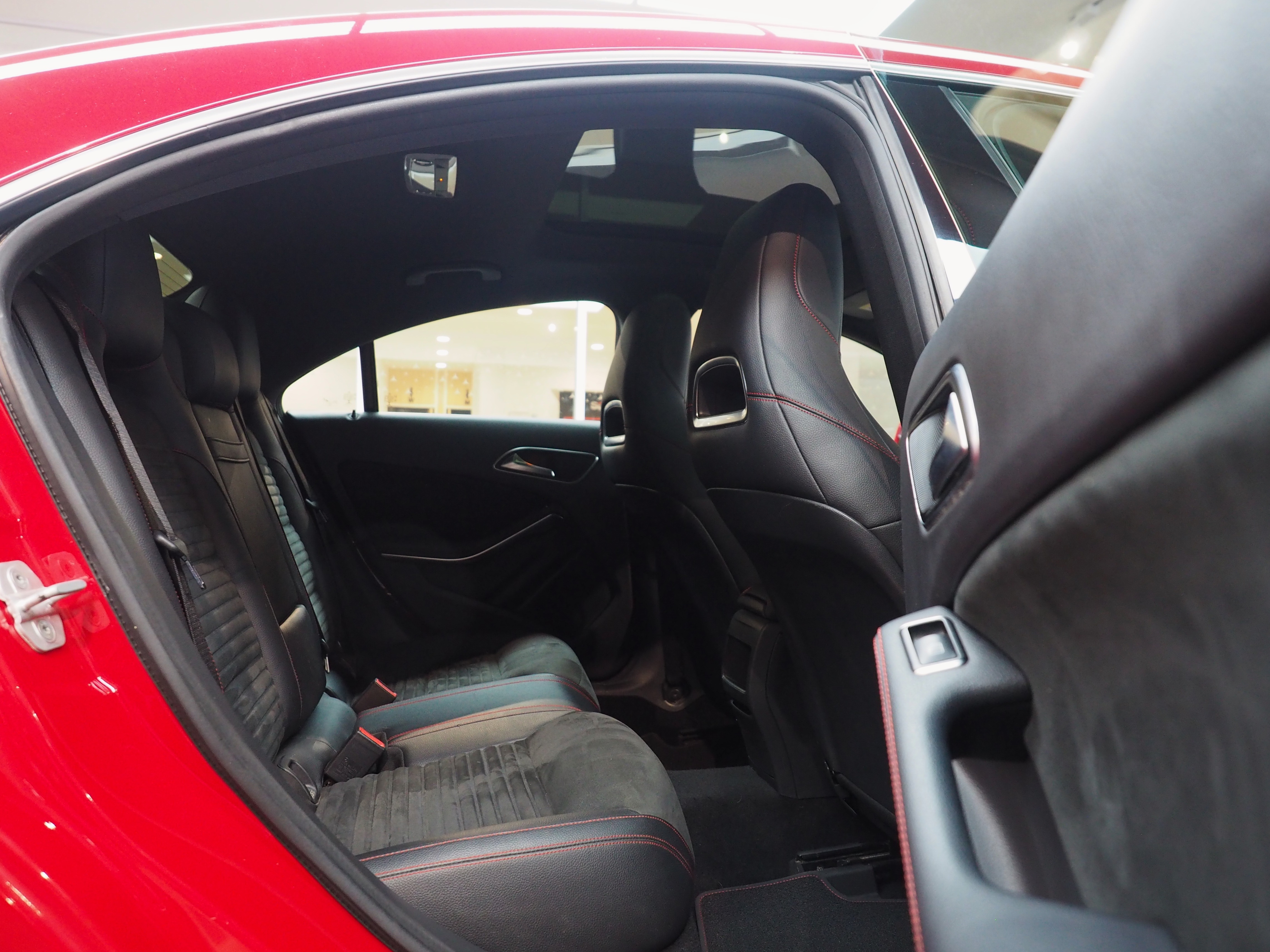 จองแล้ว CLA250 AMG W117