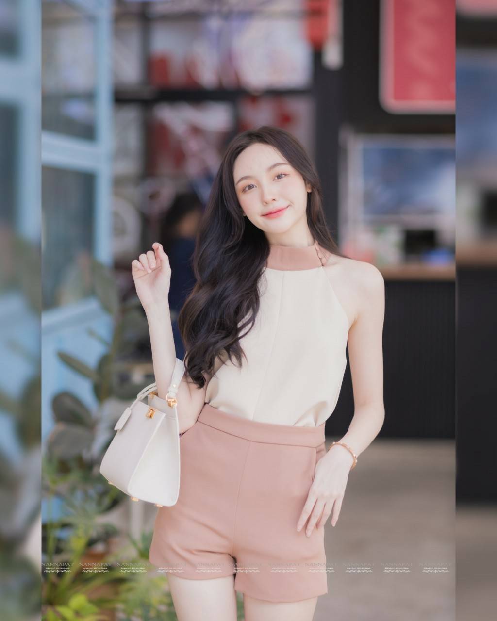 เซทกระดุมคอสวมได้