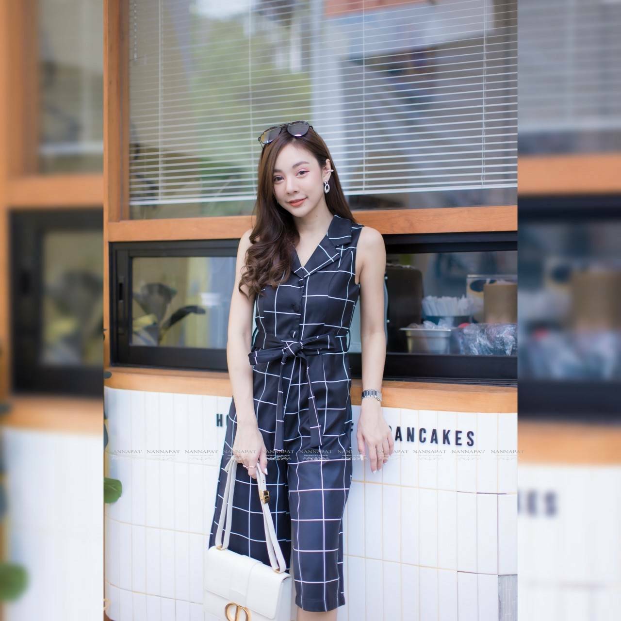 จั้มสูทซับในทั้งชุดกระดุมหน้า