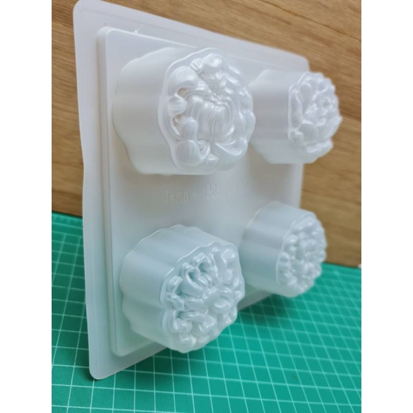 แม่พิมพ์พลาสติก ดอกไม้4ลาย พิมพ์วุ้น วุ้นแฟนซี ขนมวุ้นไหว้พระจันทร์ เจริญ12 j12