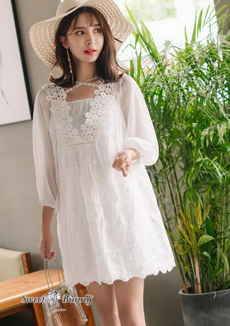 ชุดเดรสลูกไม้ซับในเกาหลีผ้าลูกไม้สีขาว
