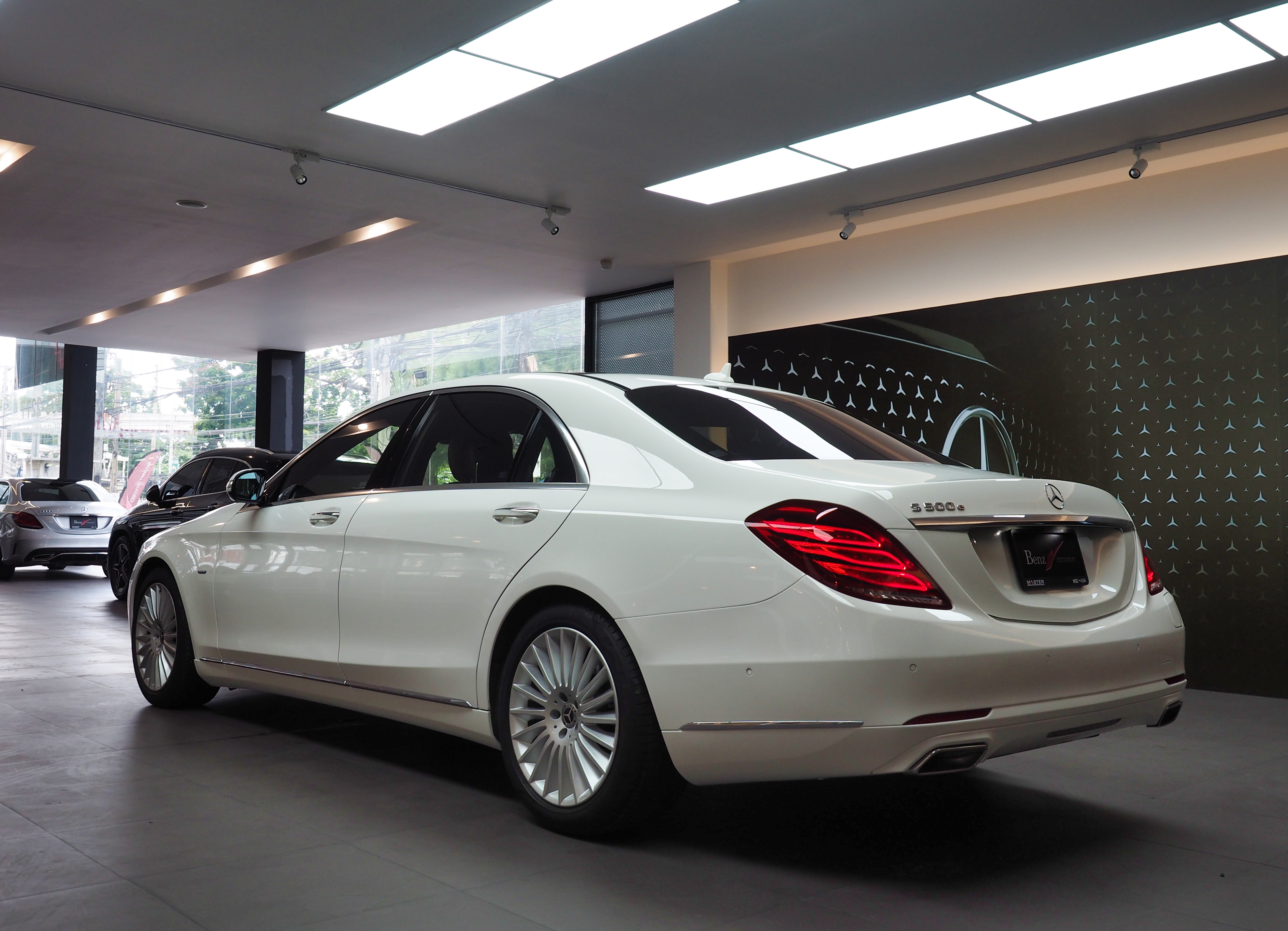 จองแล้ว S500e Exclusive Plug in Hybrid W222