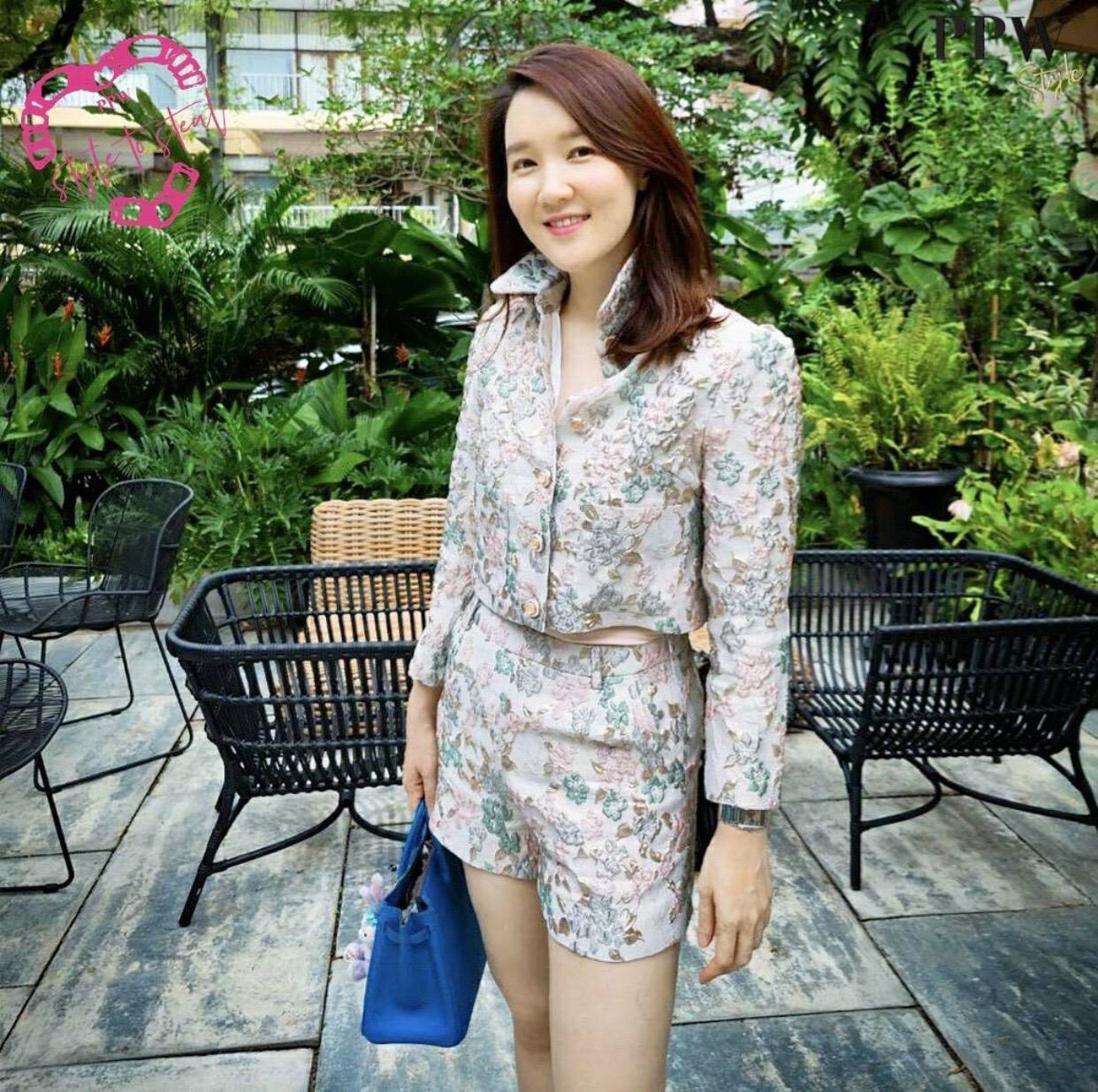 เสื้อมินิเบเซอร์กางเกงขาสั้น