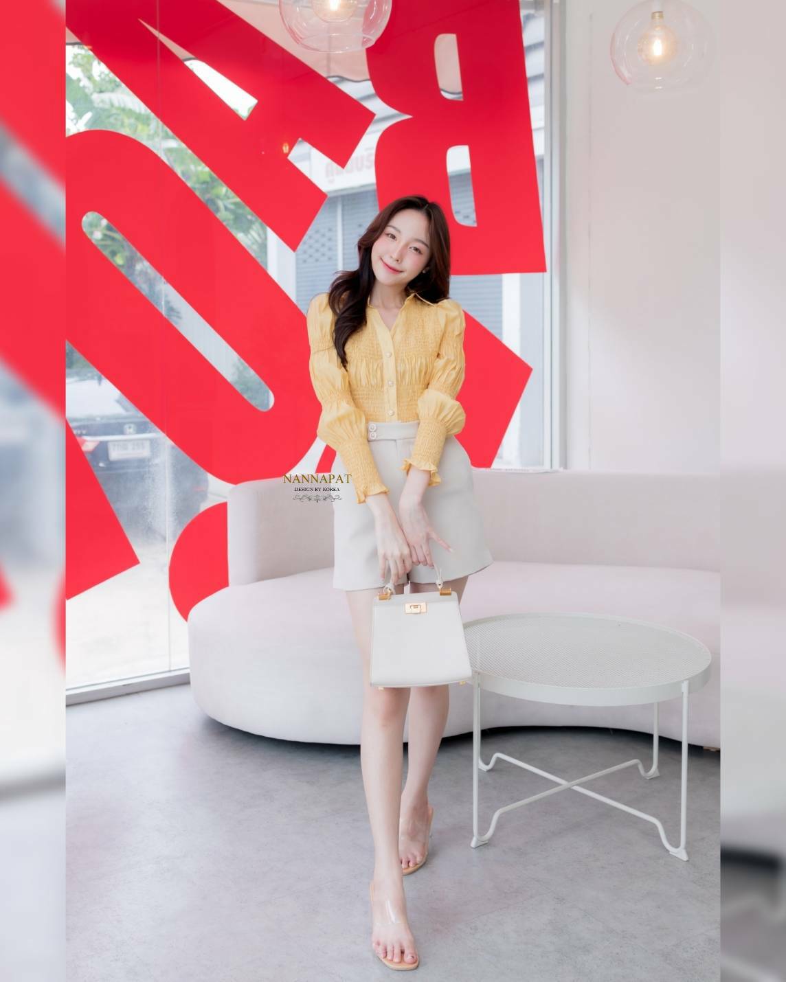 เสื้อกระดุมหน้า ช่วงตัวเป็นสม็อค