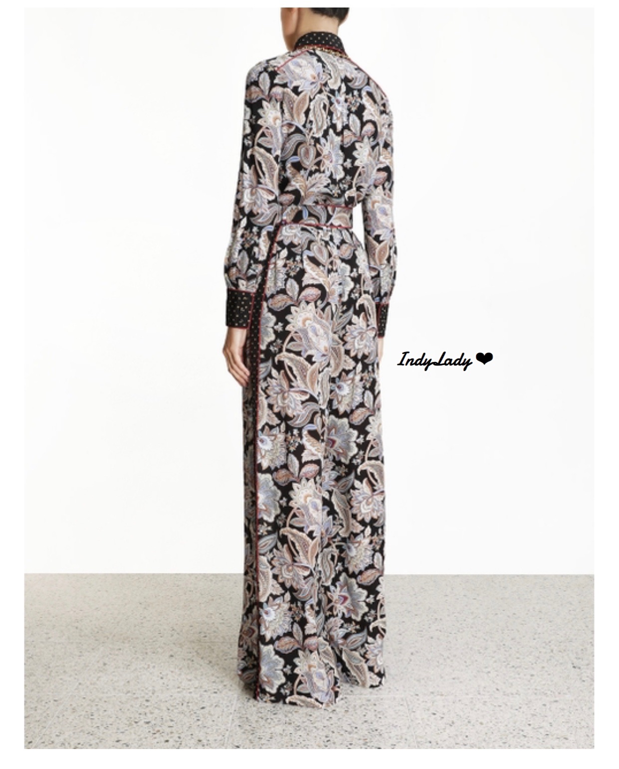 ตัวเสื้อแขนยาว ทรงเชิ้ต แต่งกระดุมหน้า