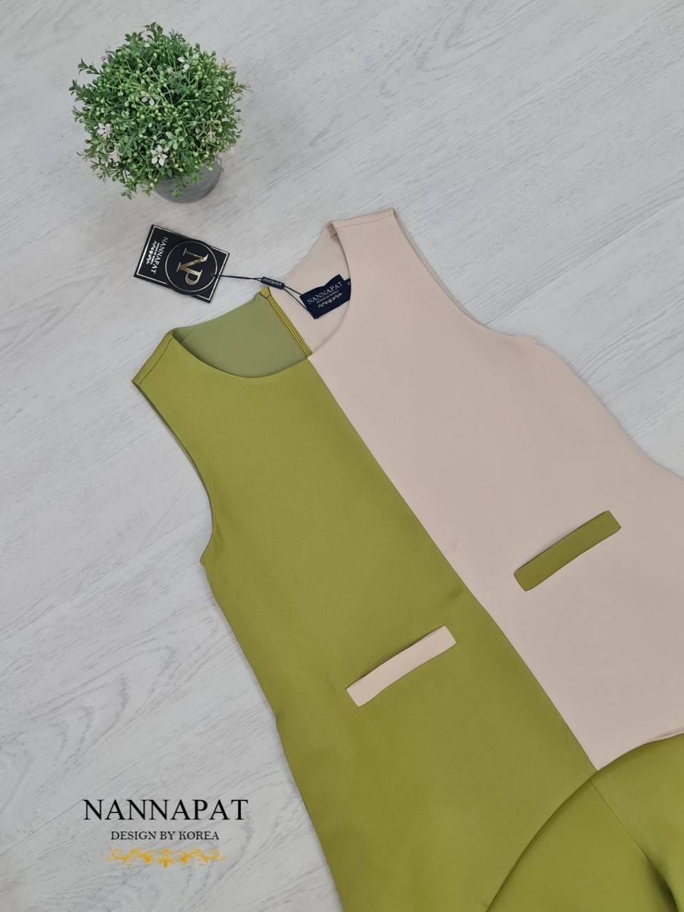 เสื้อทูโทน ทรงหางปลามีซิปหลัง