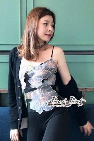 เสื้อสายเดี่ยวสวยเฉี่ยวเซ็กซี่