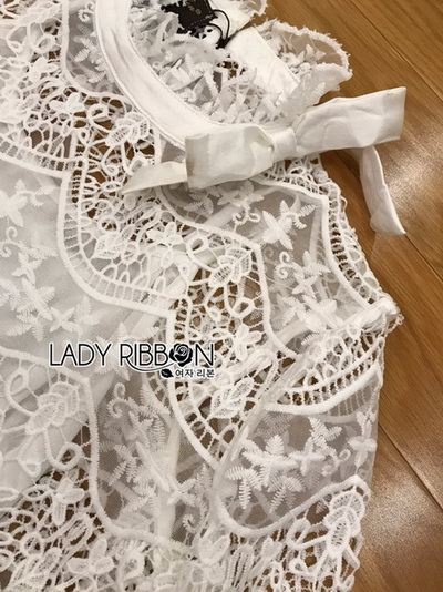 Vintage Lace Blouse เสื้อลูกไม้สไตล์โมเดิร์นวินเทจ