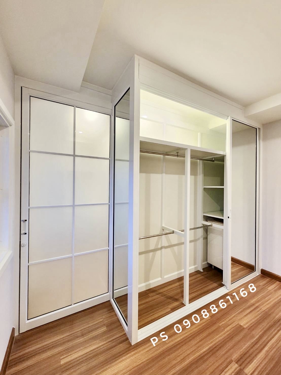 บิ้วอินตู้เสื้อผ้ากระจกอลูมิเนียมพร้อมทำเป็นกั้นห้องwalkinclosetในตัว