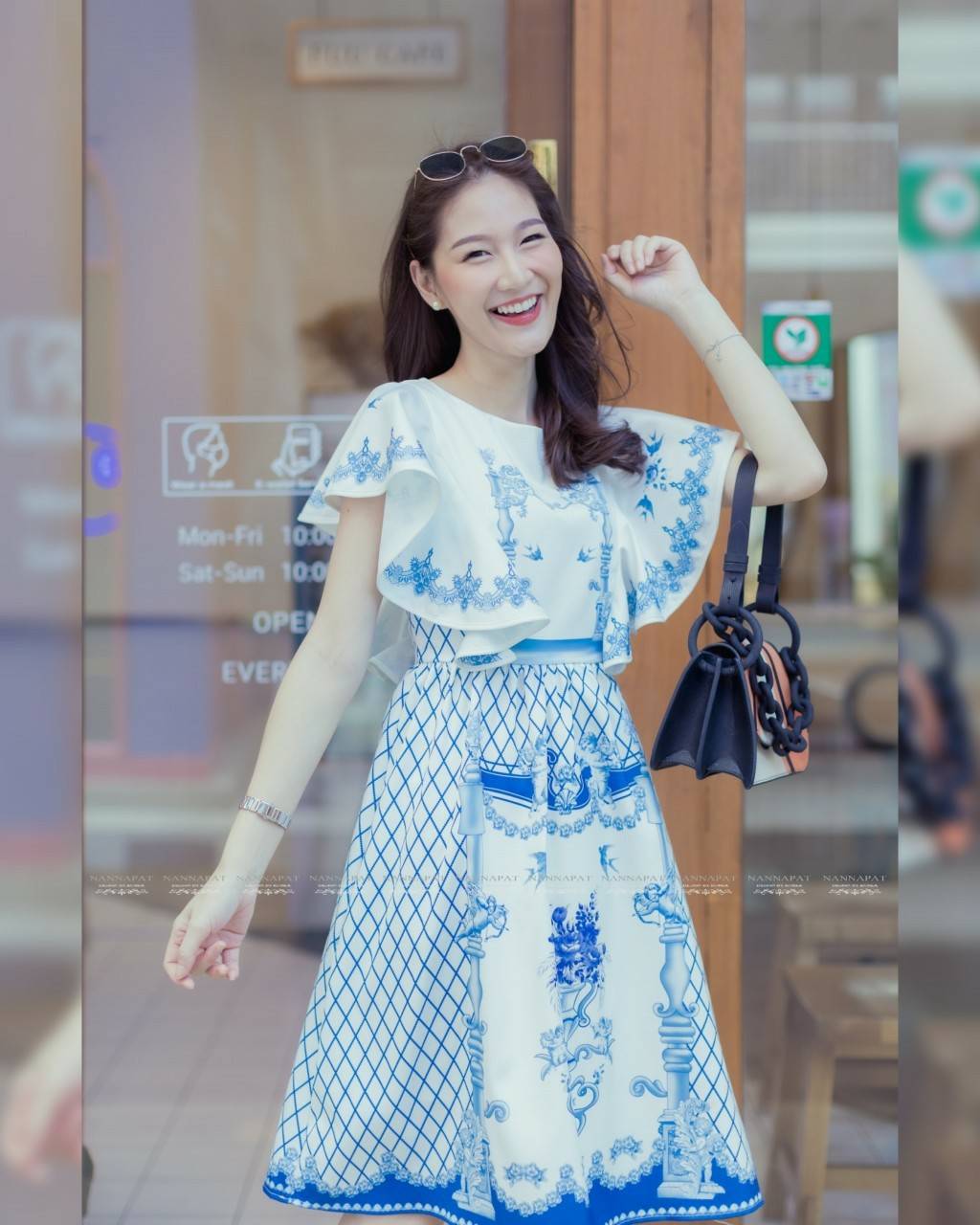 เดรสคลาสสิค