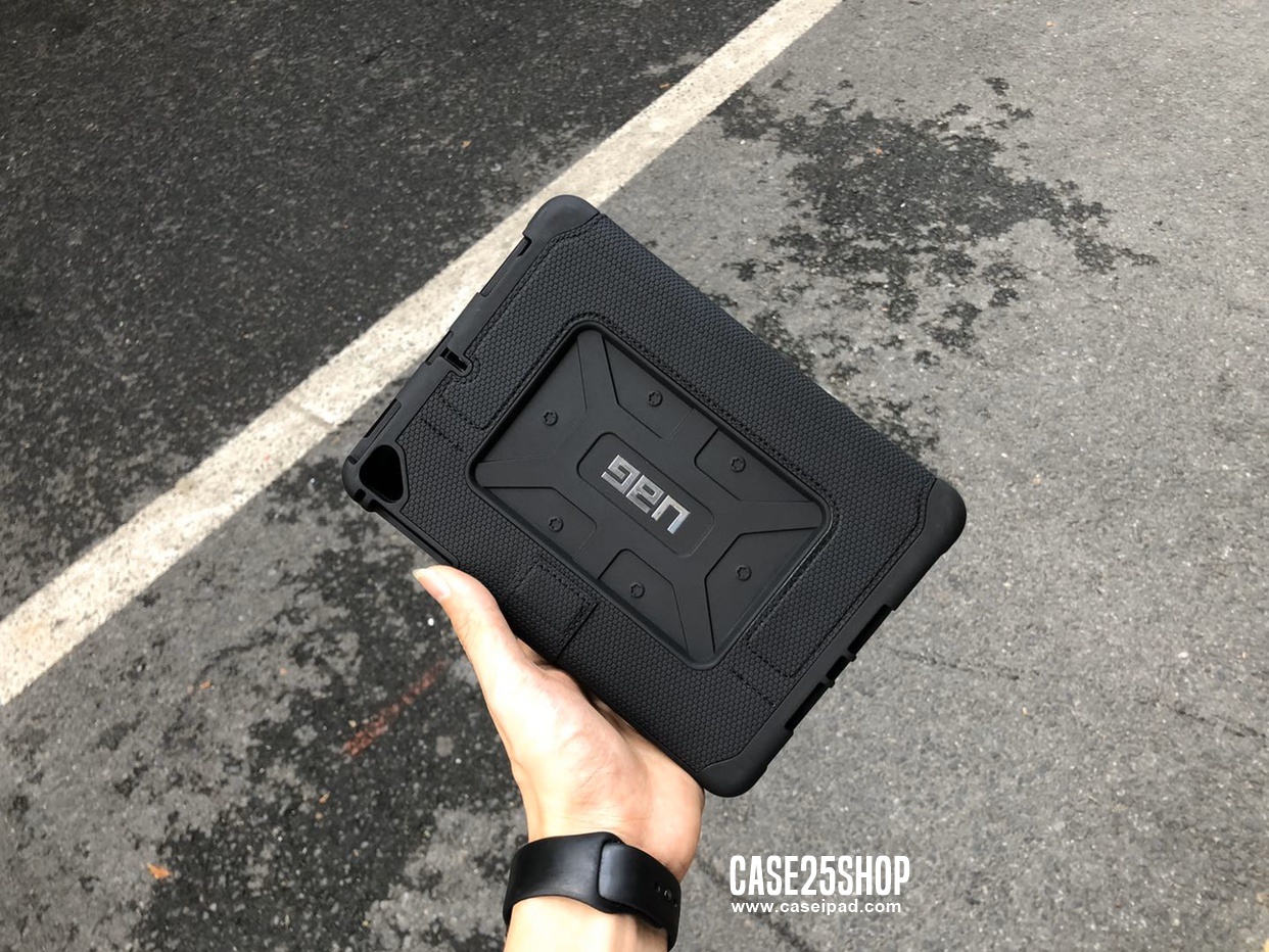 UAG (มีที่เก็บปากกา Apple Pencil) - เคส iPad Pro 11" (2024)